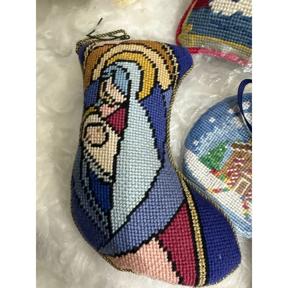 Vintage Ornament Grandma Needlepoint Santa Nativity Multi Excellent Decor